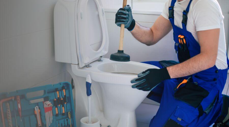 Professional septic pumping service in Success, MO